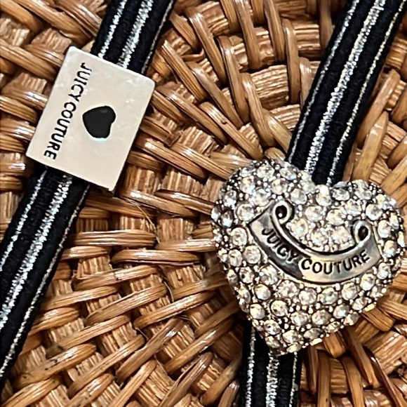 JLN Juicy Couture Rhinestone Heart Stretch Headband. - Picture 2 of 7